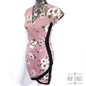 ALMOST FAMOUS Short Sleeve Pleated Side Floral Stretch Bodycon Sheath Dress S